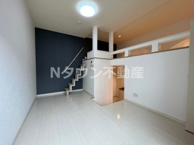 【洋室】 | セレーナ中村 | 広々とした洋室です