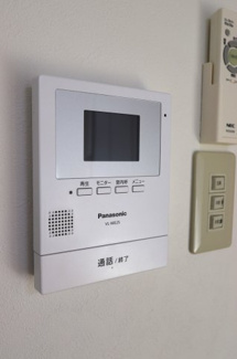 【セキュリティ】 | サンホープ７ | モニタ付きインターホンで来客確認もばっちりです