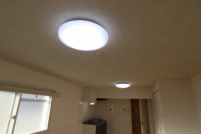 【内装】 | サンホープ７ | 照明は２つ設置済みです