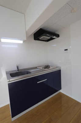 【キッチン】 | サンホープ７ | 二口コンロに作業台もあり、お料理がしやすい造りです♪