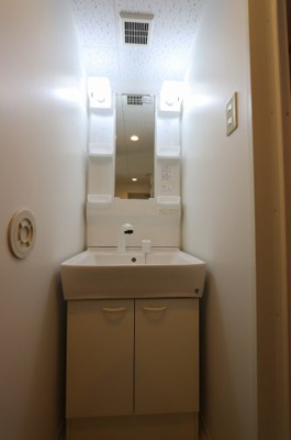 【洗面所】 | サンホープ７ | 朝の身支度には欠かせませんね