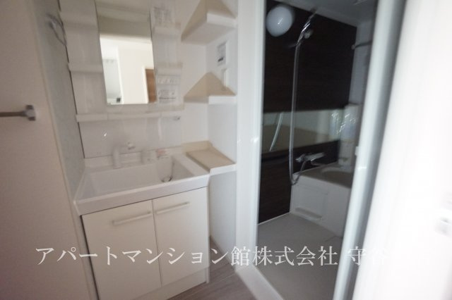 Eternityの独立洗面台