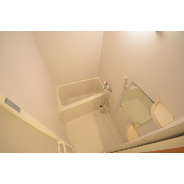 スタシオン泉の浴室