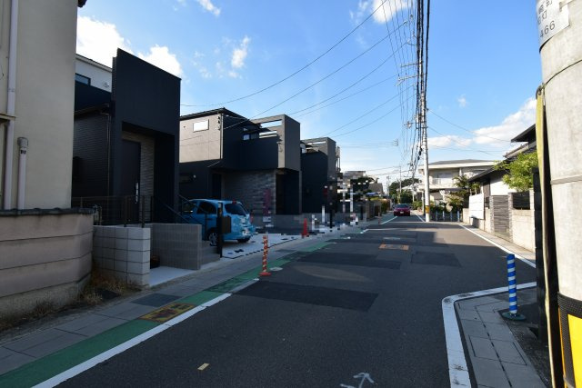 【新築戸建】大山崎町円明寺茶屋前の前面道路含む現地写真