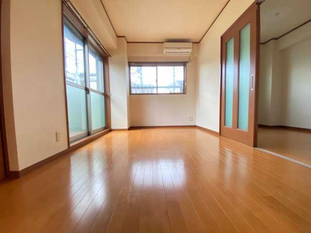 カーザハマムラの洋室