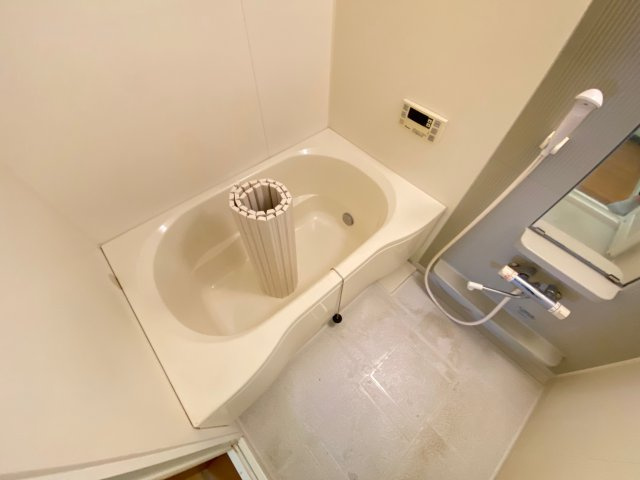 カーザハマムラの浴室