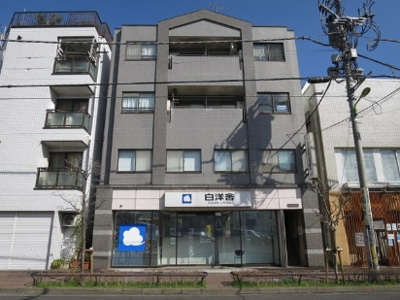 【外観】 | エビスビル | 鉄筋コンクリート造のがっちりとした建物。