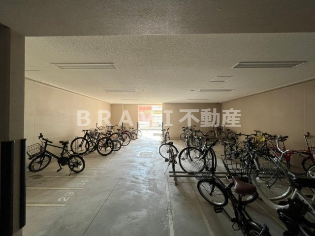クリスタルグランツ谷町　BRAVI不動産のその他共用部分|【クリスタルグランツ谷町】駐輪場