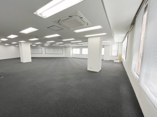 本郷二村ビルの内装|内装