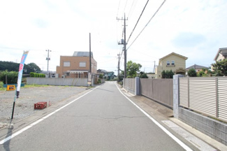 【前面道路含む現地写真】 | 坂戸市戸宮　建築条件なし売地　東武東上線『若葉駅』徒歩31分　【勝呂小学区】