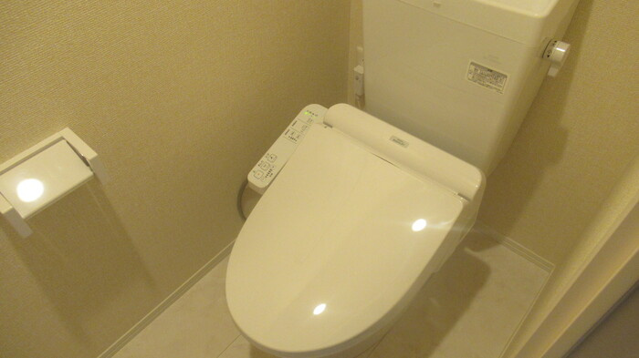 アテリア弐番館のトイレ|落ち着いたトイレです