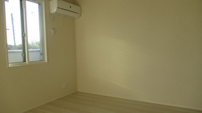 アテリア弐番館の寝室|落ち着いて過ごせるお部屋なので、寝室にいかがでしょうか