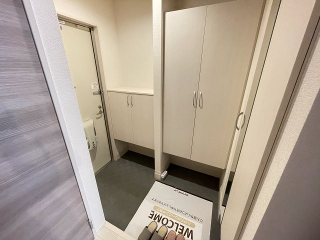 パリスの玄関|別号室別間取りの参考写真です
