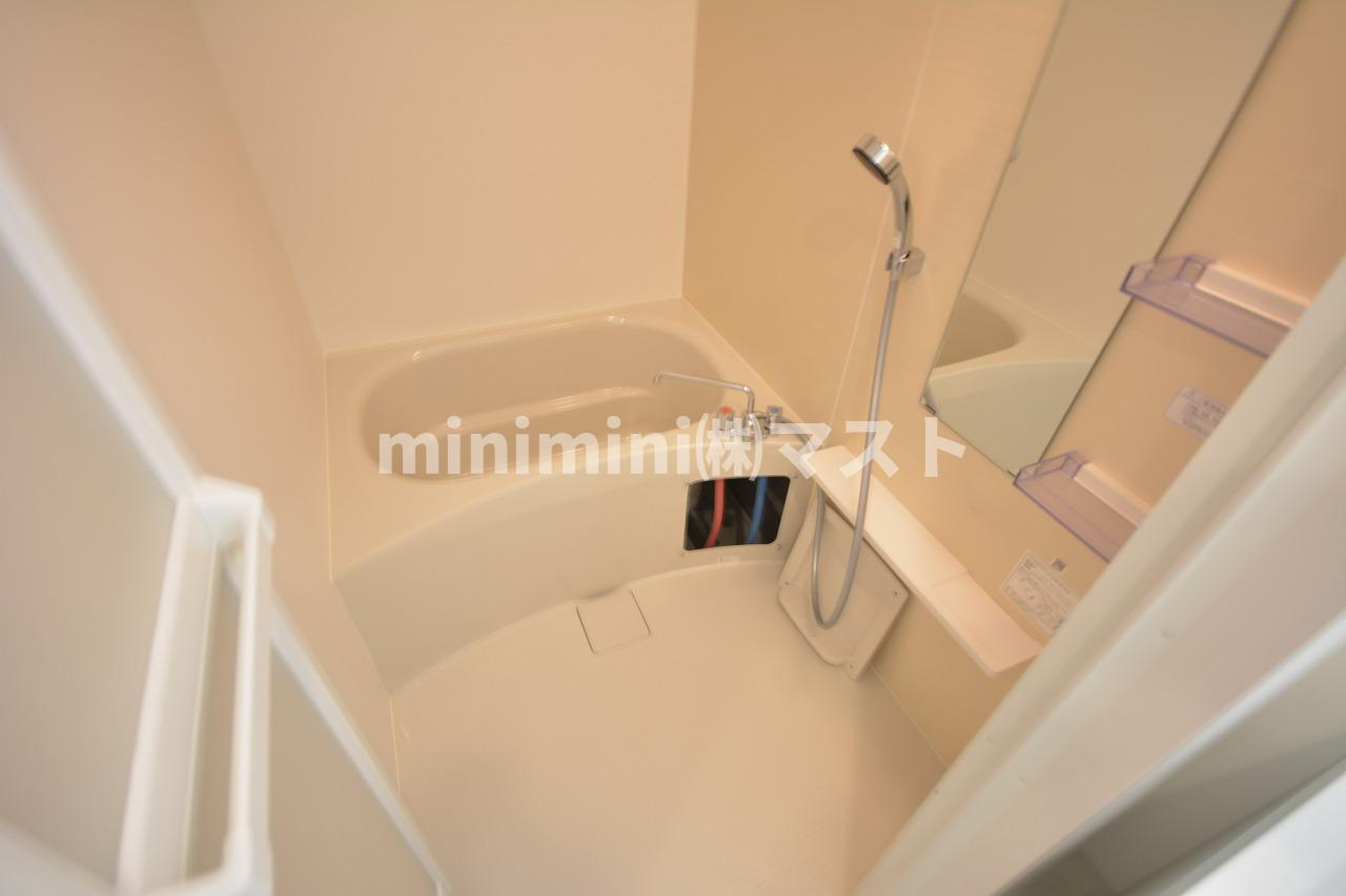 ワールドアイ難波南PORTAの浴室