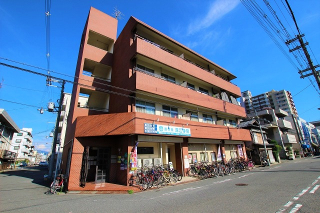 安井ビルの外観