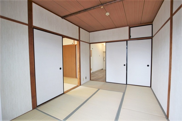 安井ビルの和室