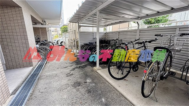 トーカン久留米駅東Ⅱキャステールの駐輪場