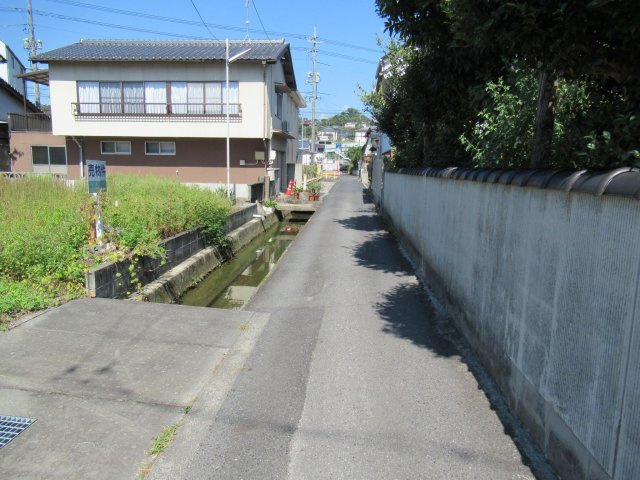 津山市小田中　売土地52.37坪の周辺