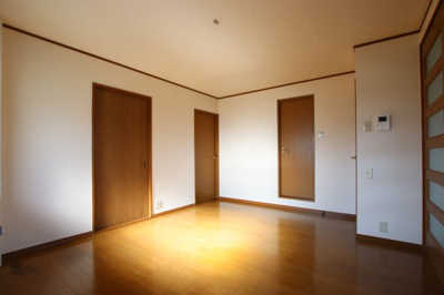 【居間・リビング】 | 七々色ハイツ