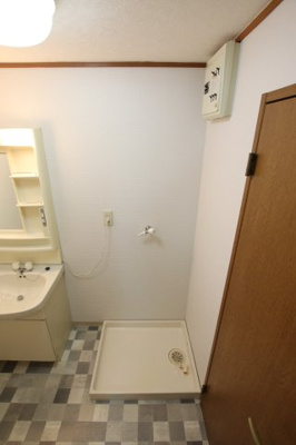 【設備】 | 七々色ハイツ | 室内洗濯機置き場