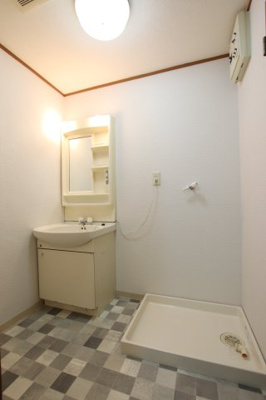 【洗面所】 | 七々色ハイツ