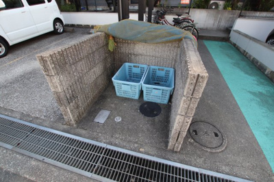 【その他共用部分】 | 七々色ハイツ | 敷地内ゴミ置き場