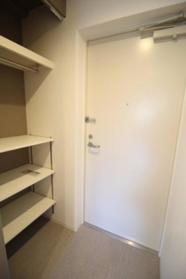 【玄関】 | グランパシフィック北畠 | マルチシューズラックが便利