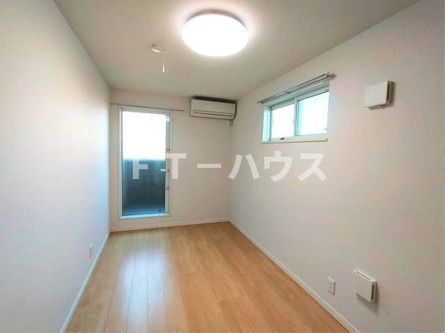 Shalom大久保の居間・リビング