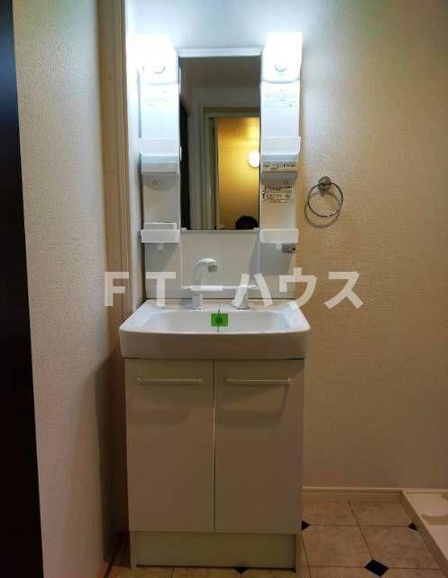 Shalom大久保の洗面所