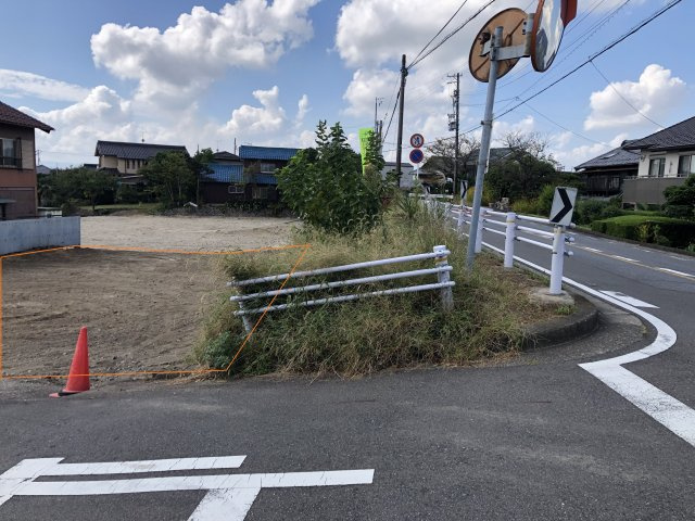 【外観】 | 一宮市木曽川町玉ノ井字新屋敷二ノ切土地 | 堤防沿いのため、眺望も良好です。