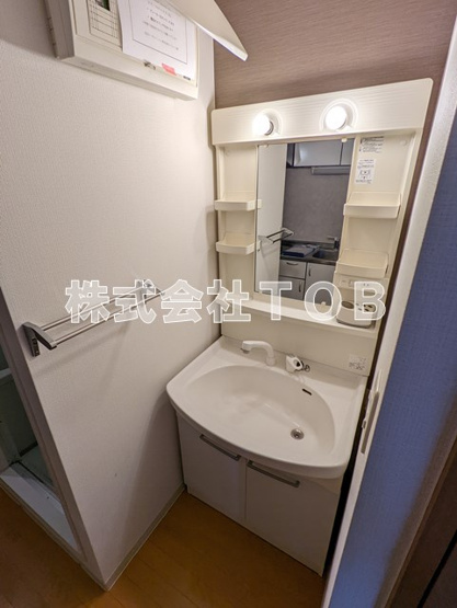 【独立洗面台】 | プチ・シェル | ※別号室同間取り参考写真です