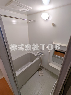 【浴室】 | プチ・シェル | ※別号室同間取り参考写真です