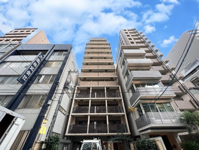 ジュネーゼグラン心斎橋東