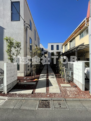 【エントランス】 | カラスヤマテラスEW