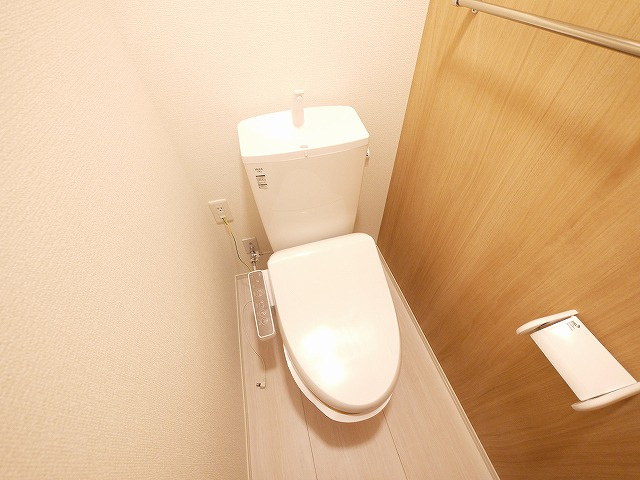 ヒルパストラルⅢのトイレ|トイレもきれいです