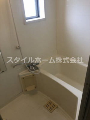 【浴室】 | サンジェイド | 別部屋写真です。