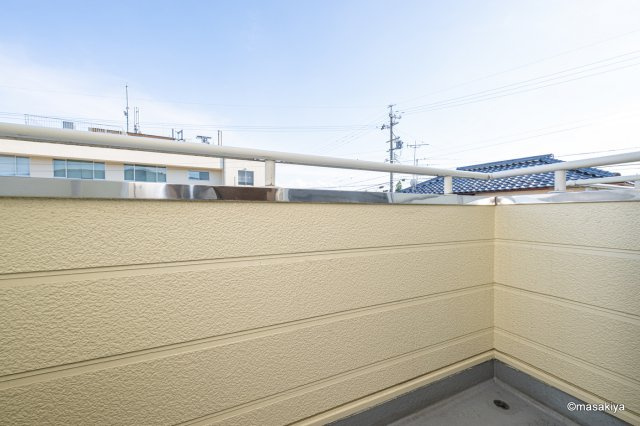スカイコーポのバルコニー|バルコニー
室内写真は同じ建物内のものです。参考になさってください。