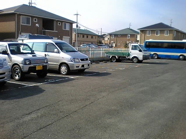 木村モータープールの外観