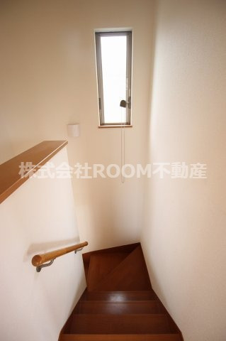 T’ｓTOWNの内装|明るい室内です