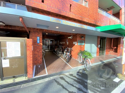 【エントランス】 | ライオンズマンション上六第二 | 毎日通るエントランスはこのようになっています