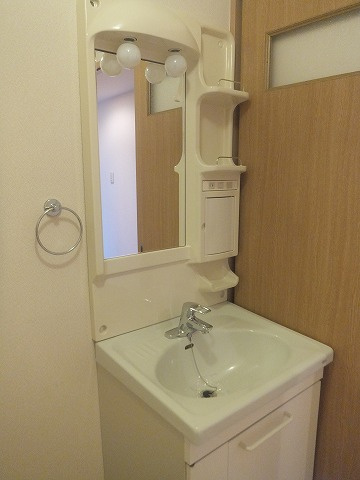 レジデンス落合Aの独立洗面台