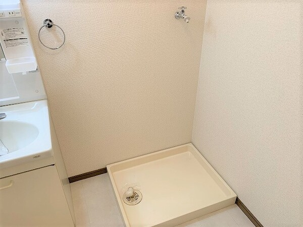 レジデンス落合Aの洗面所