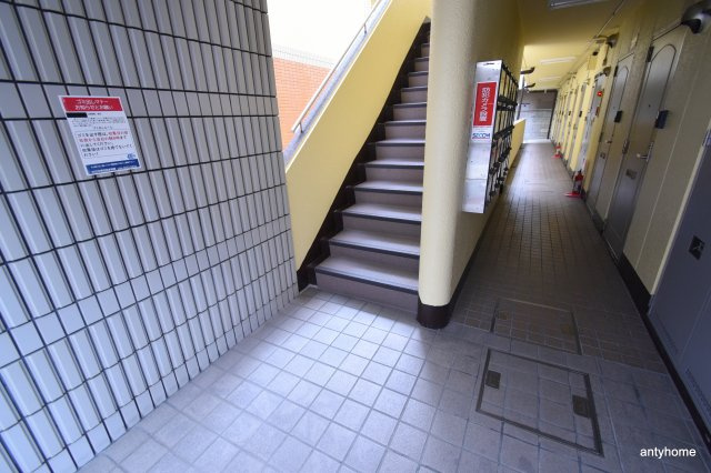アンビエンテ泉町　仲介手数料無料のロビー