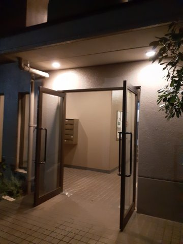 メゾン光ヶ丘　弐号棟のエントランス|清潔なエントランスです