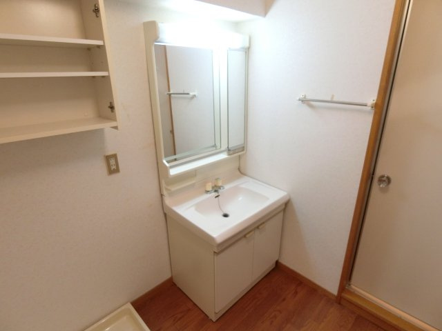 第2浅井ビルの独立洗面台