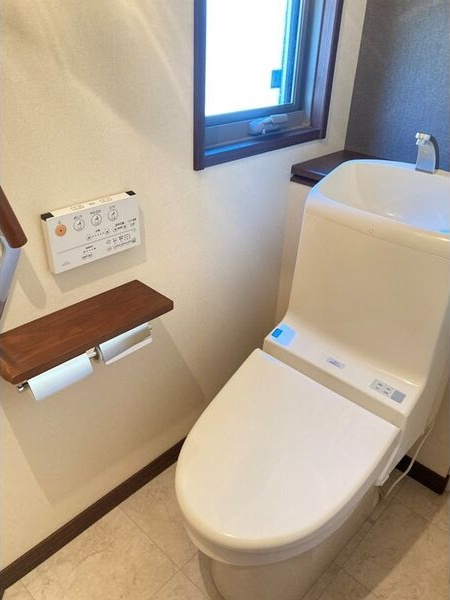 石浜南ヶ丘戸建　　刈谷市近郊の賃貸はクラスホーム刈谷店のトイレ
