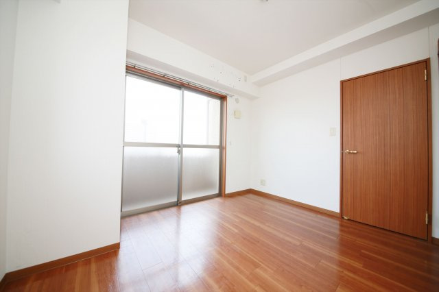 レインボウ御洲浜の洋室