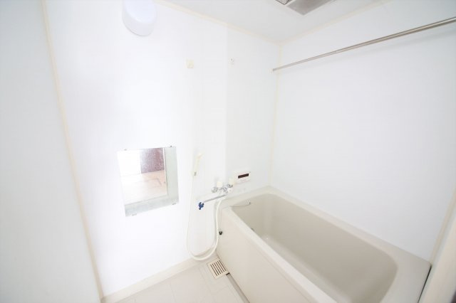 レインボウ御洲浜の浴室