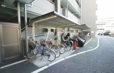 【その他共用部分】 | ブルールイイヅカ | 駐輪場です。