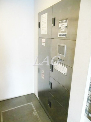 【その他共用部分】 | シュロスさいたま新都心 | 宅配ボックスです。